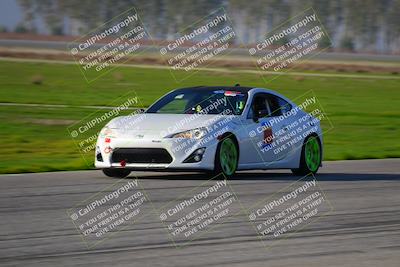 media/Jan-29-2023-Speed Ventures (Sun) [[795e55dca5]]/Yellow/Front Straight/